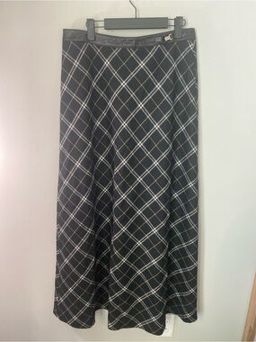 Black Plaid Maxi Skirt with Slim Buckle Waist